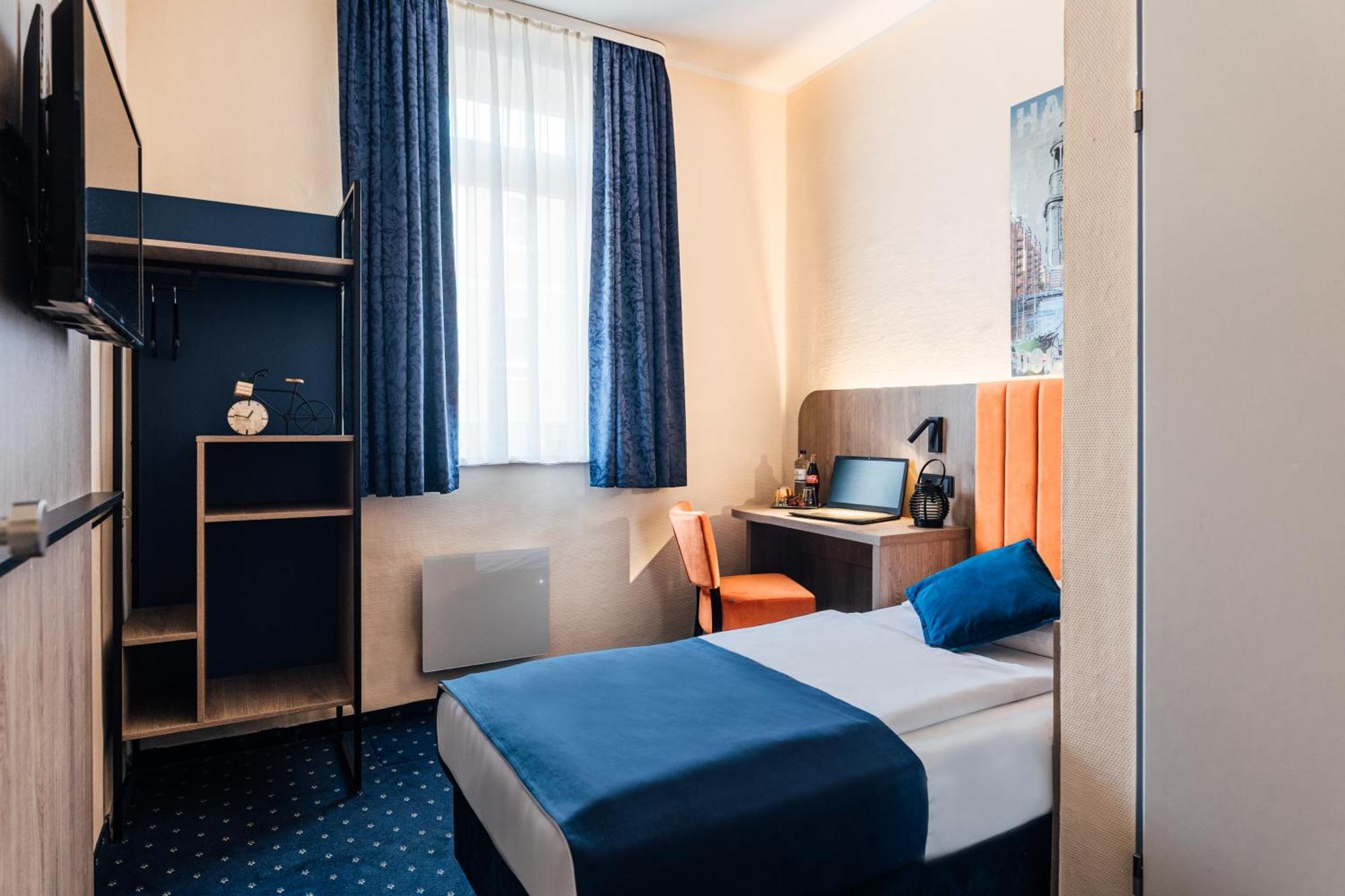 Hotel Commerz Гамбург Экстерьер фото