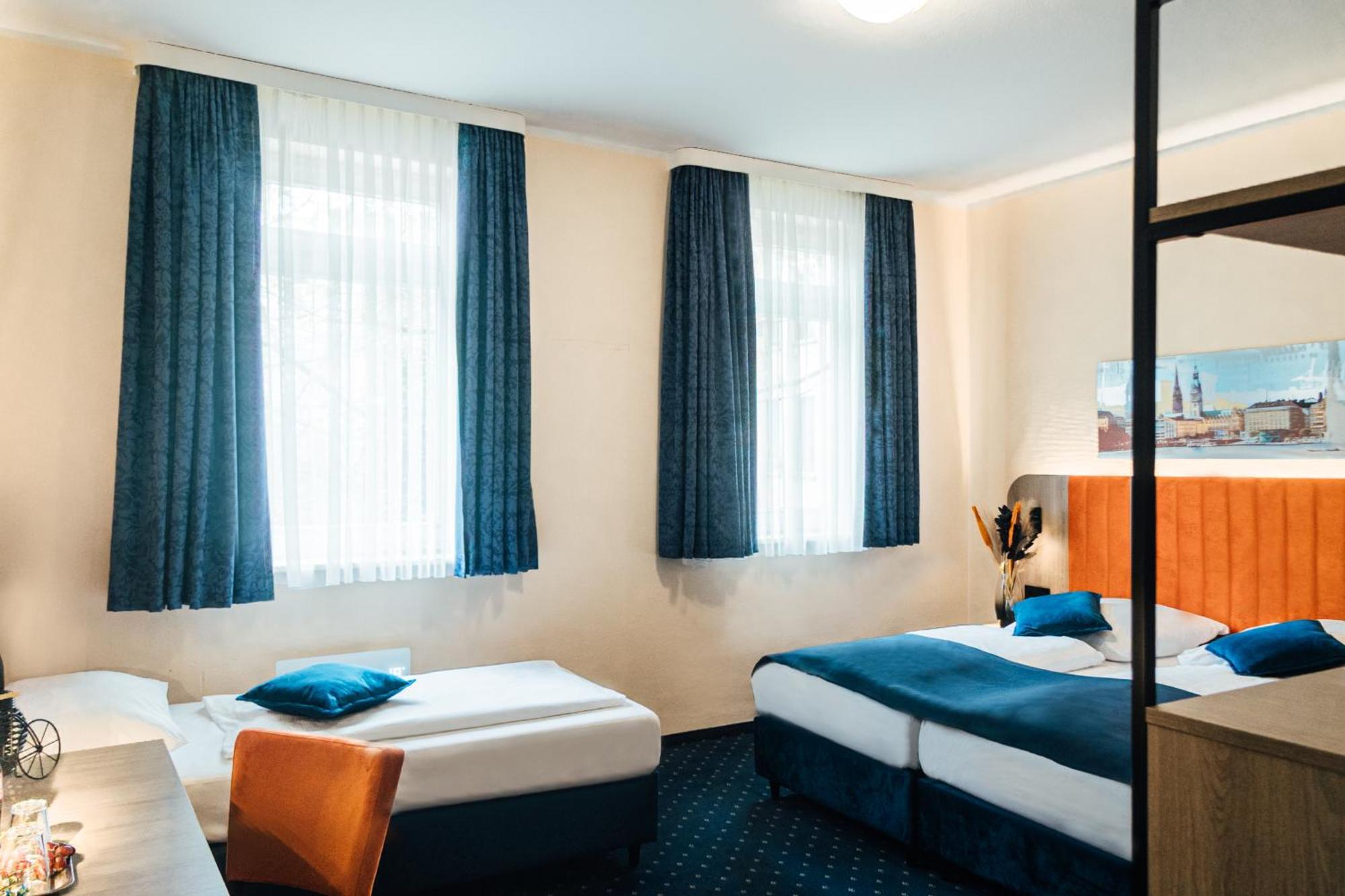 Hotel Commerz Гамбург Экстерьер фото